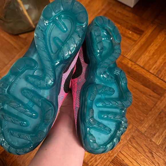 Nike Air Vapormax Miami Nights - Picture 3 of 6